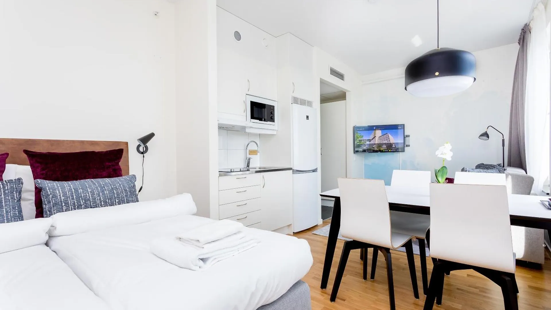 Lägenhetshotell ApartDirect Älvsjö Stockholm
